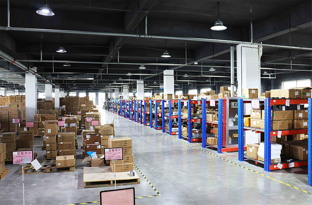 Taller-Raw-Material-Warehouse